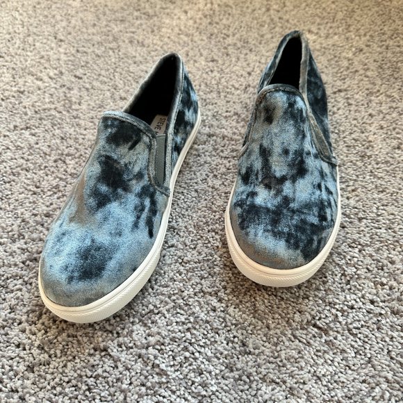 Shiny Blue/Silver Crushed Velvet Slip On Shoes - Picture 1 of 10